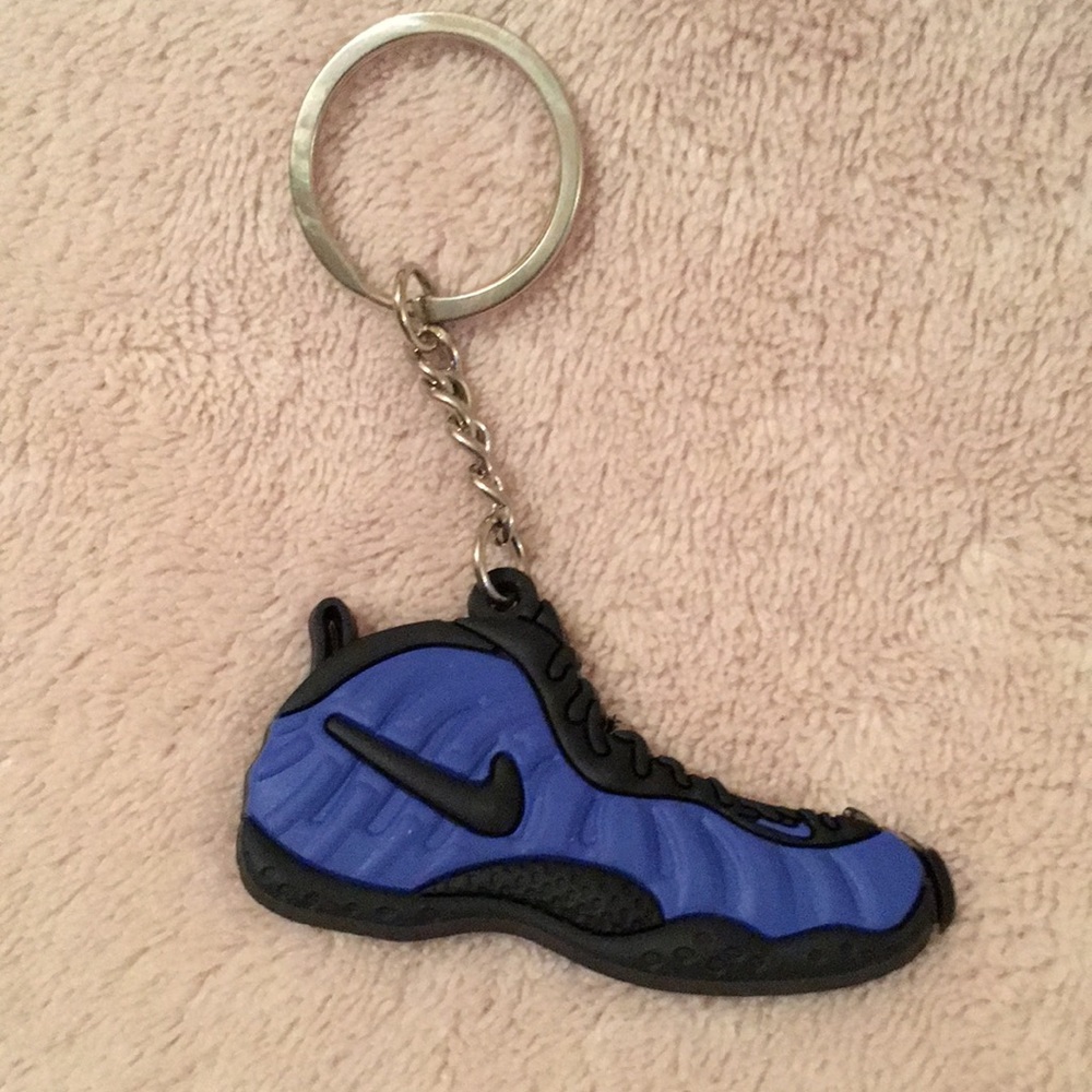 Nike Foamposite Sneaker Keychain Black Blue New
